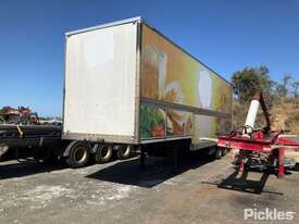 2004 Custom Tandem Axle Pantech Trailer - picture1' - Click to enlarge