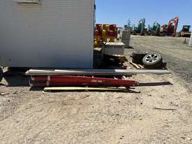 1 x Pallet of Ladders and Planks - picture1' - Click to enlarge