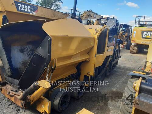 caption CAT AP300FLRC Asphalt Pavers