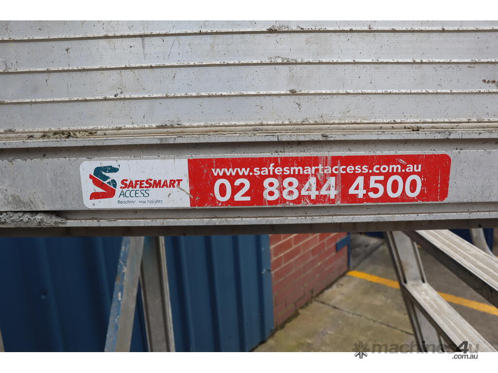 Used SafeSmart Aluminium Access Platform Ladder - SafeSmart - 1 4m ...