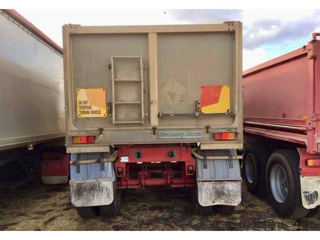 Buy Used Hamlex Super Dog Trailer Dog Trailer in ATHOL, QLD