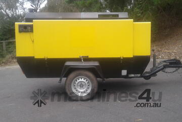 290 Cfm , XAS-136 , 2006 model , 3700 hrs , 290 Cfm , XAS-136 , 2006 model , 3700 hrs ,