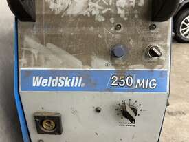 Cigweld WeldSkill 250 Mig Welder - picture2' - Click to enlarge