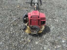 Honda 4 Stroke Whipper Snipper - picture0' - Click to enlarge