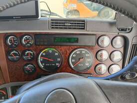 2006 Freightliner Argosy FLH 6x4 Prime mover - picture0' - Click to enlarge