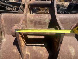 Excavator Bucket - picture0' - Click to enlarge