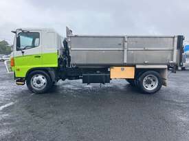 2006 Hino GD1J 500 Tipper - picture2' - Click to enlarge