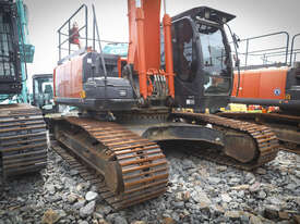 HITACHI ZX260LC-5B EXCAVATOR - picture0' - Click to enlarge