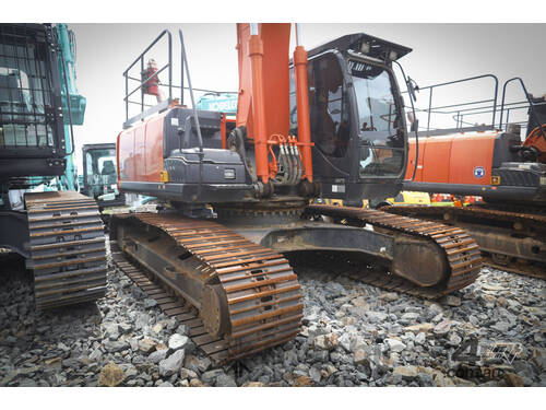 HITACHI ZX260LC-5B EXCAVATOR