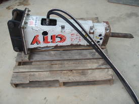 Rammer BR623 Hydraulic Hammer S23 - picture0' - Click to enlarge