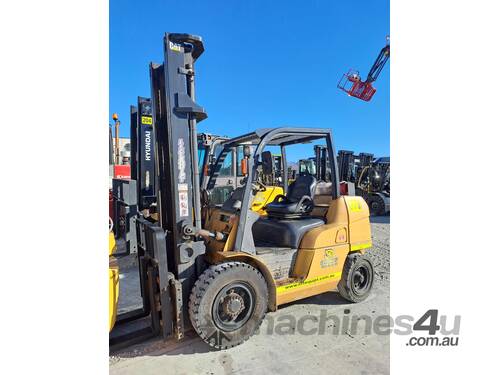 4.0T CAT Diesel Forklift | UNIT 078