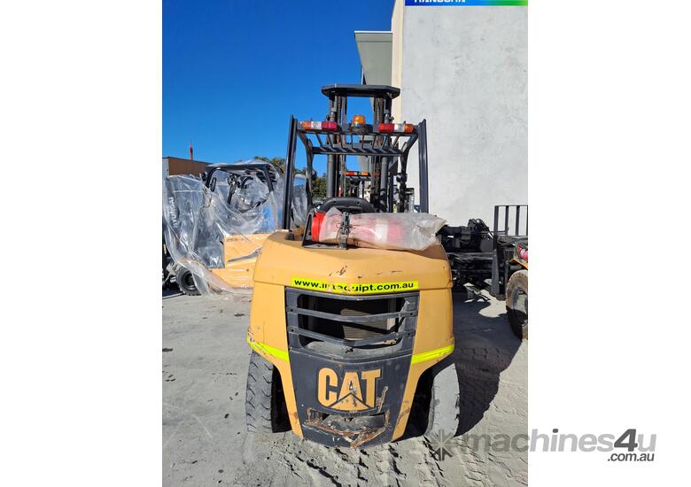 caption 4.0T CAT Diesel Forklift | UNIT 078