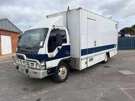 2005 Isuzu NQR 450 Long Service Truck - picture1' - Click to enlarge