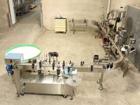 Complete Automatic Liquid Filling Line with Labeller - picture1' - Click to enlarge