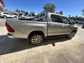 2017 Toyota Hilux SR5 Diesel (4x4) Dual Cab Ute - picture1' - Click to enlarge