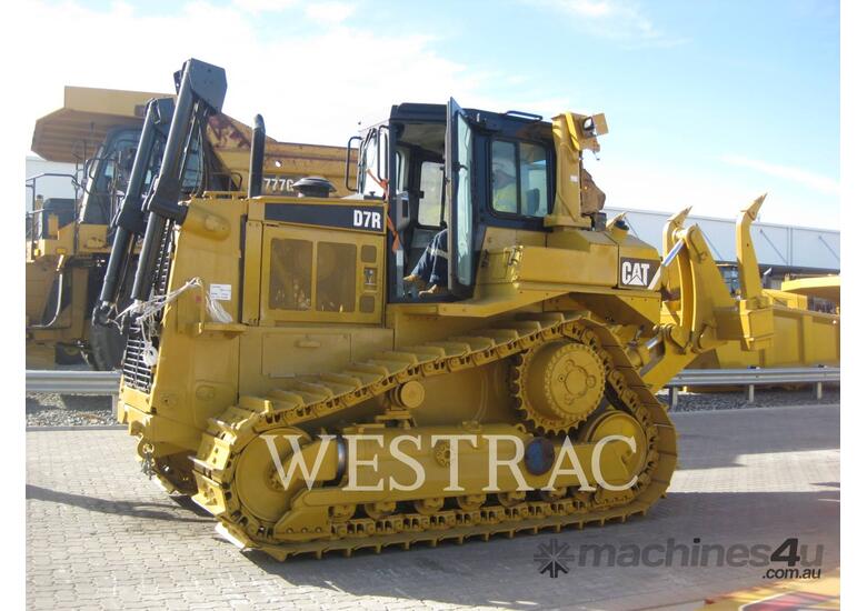 caption CAT D7R Track Type Tractors