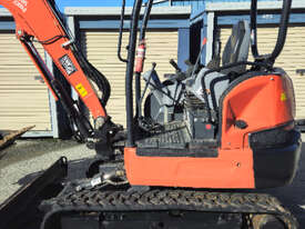 Kubota 3.3T Tilt Head Excavator - picture0' - Click to enlarge