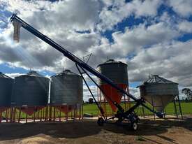 BRANDT 857 GRAIN AUGER - picture0' - Click to enlarge