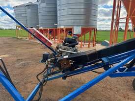 BRANDT 857 GRAIN AUGER - picture0' - Click to enlarge