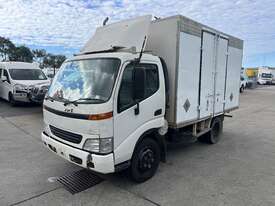 2002 Toyota Dyna 4x2 Pantech - picture0' - Click to enlarge