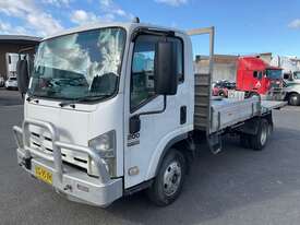 2010 Isuzu NPR 200 Table Top - picture1' - Click to enlarge