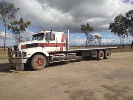 1998 INTERNATIONAL S-LINE TRUCK - picture0' - Click to enlarge