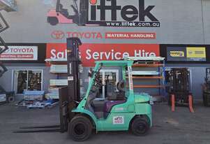 LIFTEK - MITSUBISHI FD25NT Forklift DIESEL