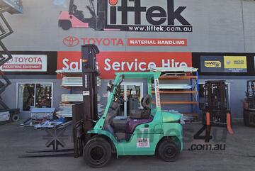 LIFTEK - MITSUBISHI FD25NT Forklift DIESEL
