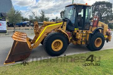 Loader CAT 950H 300HP 18 Tonne 9080 hours 2007