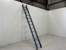 Extendable Fibreglass Ladder - picture0' - Click to enlarge