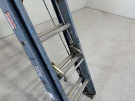 Extendable Fibreglass Ladder - picture1' - Click to enlarge