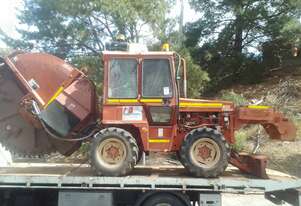 8020 Turbo rocksaw , AC cabin , 2400hrs , 1996 model , 40