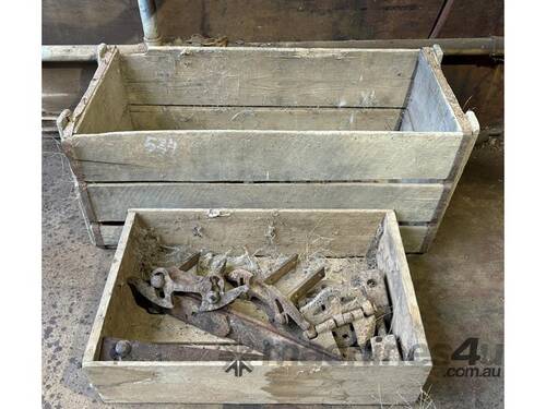 QTY OF VINTAGE GATE LATCHES & 2 WOODEN BOXES