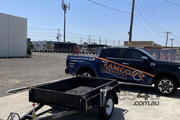 6x4 S/Axle Box Trailer