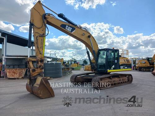 caption CAT 329DL Track Excavators