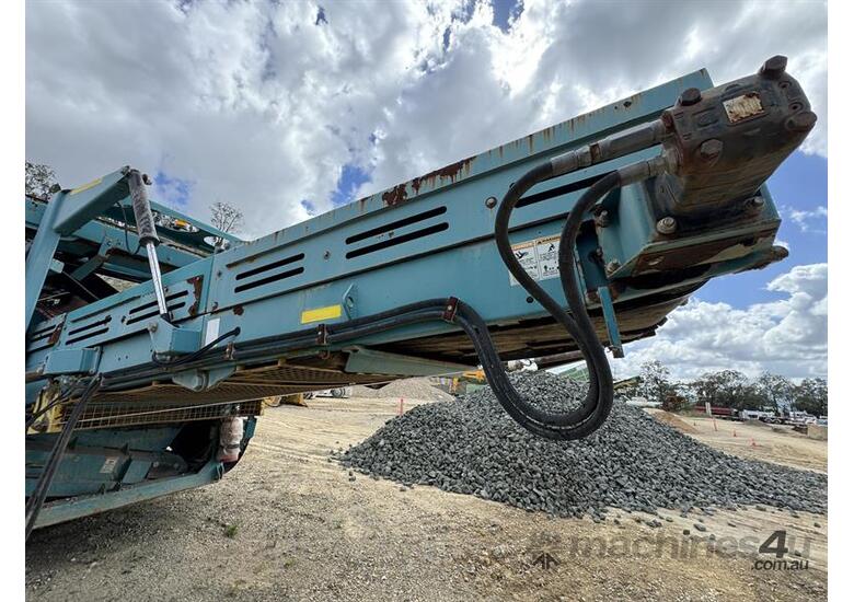 caption 2010 TEREX POWERSCREEN WARRIOR 1800