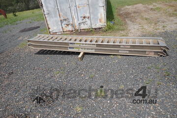 Auger Torque Alloy loading ramps 4.5 ton