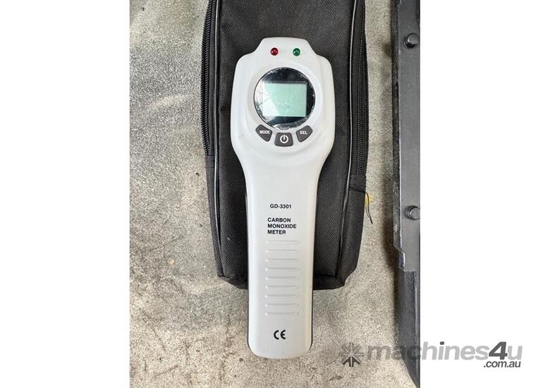caption DIGITECH SOUND METER & CARBON MONOXIDE METER