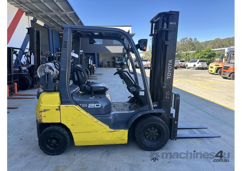 Toyota 8FG20 2.0t Forklift LPG Sideshift 