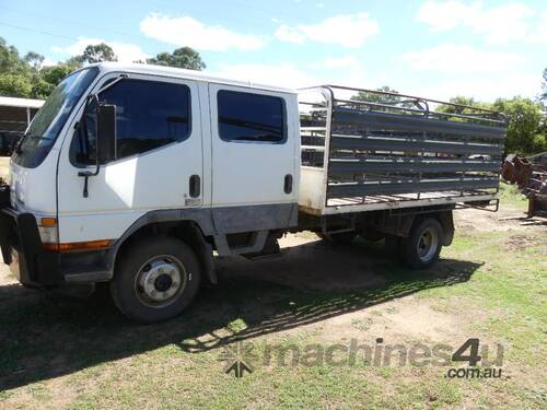 caption Mitsubishi Dual Cab Truck with sheep/calf Crate