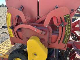 Duncan Engineering Renovator 19 Run Mark 3 Seed Drill - picture1' - Click to enlarge