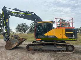 2021 Volvo EC220EL - picture0' - Click to enlarge