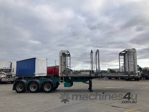 caption 2013 Vawdrey VB S3 Tri Axle Prairie Wagon A Trailer