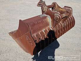 Oz 1750mm Skeleton Bucket to suit 20T Excavator, 450mm Centers, 330mm Ears, 80mm Pins  - picture1' - Click to enlarge