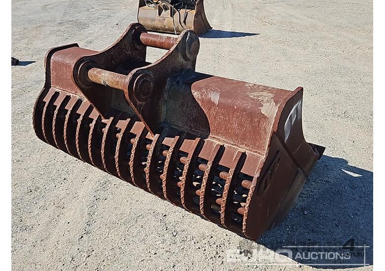 caption Oz 1750mm Skeleton Bucket to suit 20T Excavator, 450mm Centers, 330mm Ears, 80mm Pins