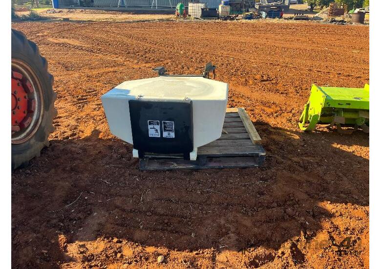 caption Fertiliser Box