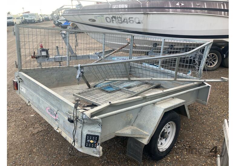 caption 2015 OZWide Trailers Single Axle Box Trailer
