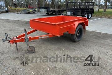 Basic Trailer 5x 4