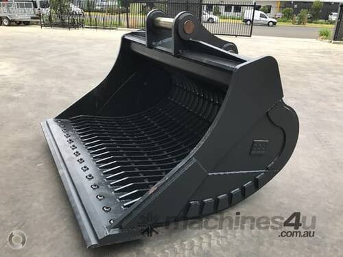 caption BETTA BILT BUCKETS (IN STOCK) 40 TONNE