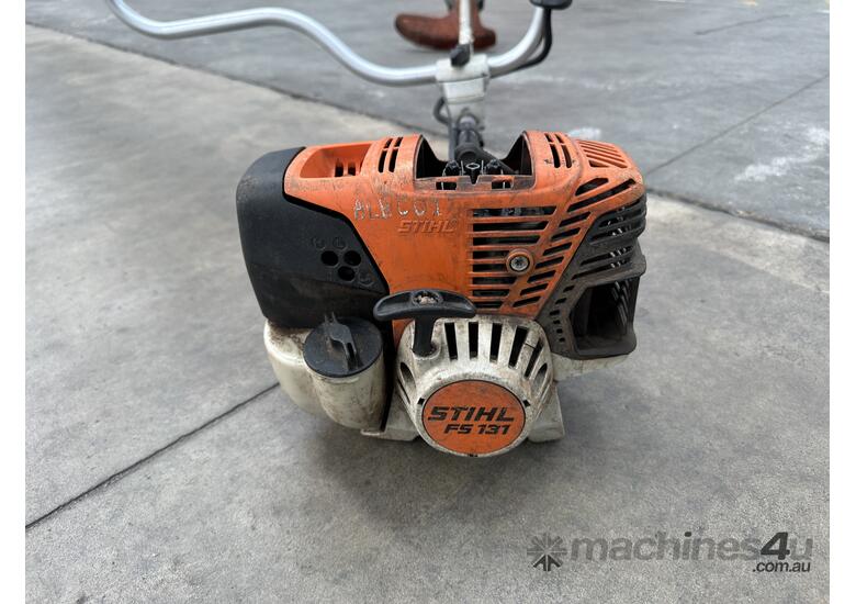 caption 1 x Stihl FS131 Edge Cutter